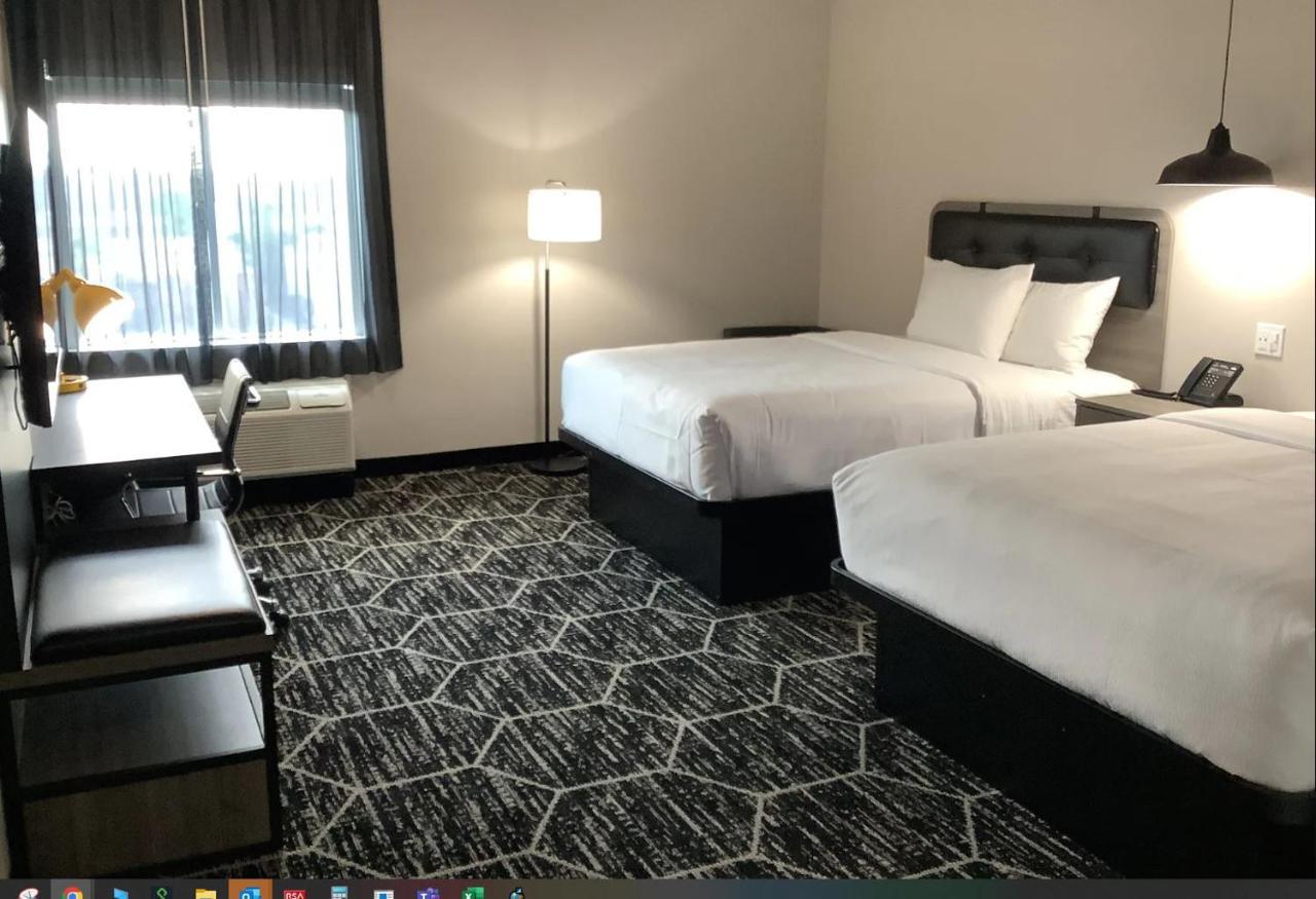 La Quinta Inn & Suites By Wyndham Corpus Christi Southeast Екстериор снимка