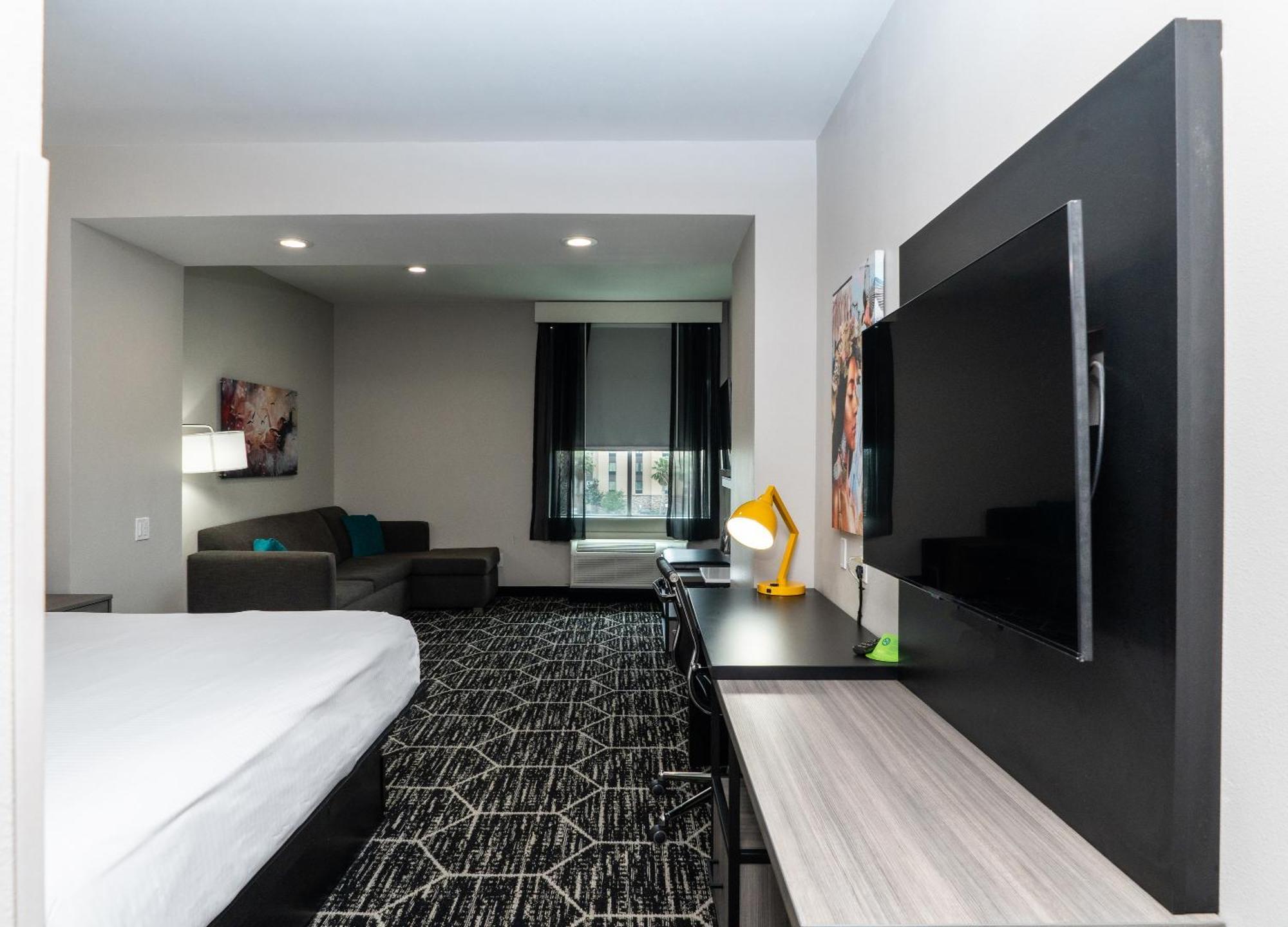 La Quinta Inn & Suites By Wyndham Corpus Christi Southeast Екстериор снимка