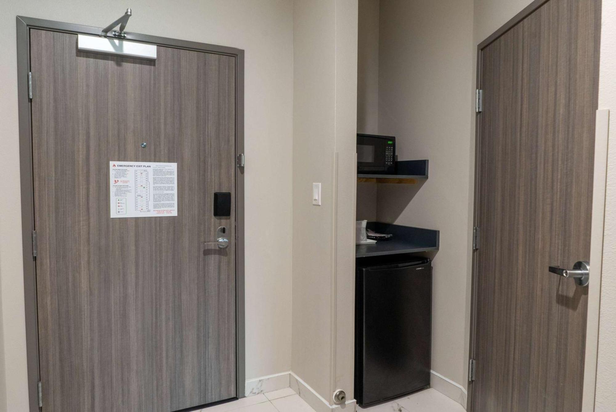 La Quinta Inn & Suites By Wyndham Corpus Christi Southeast Екстериор снимка